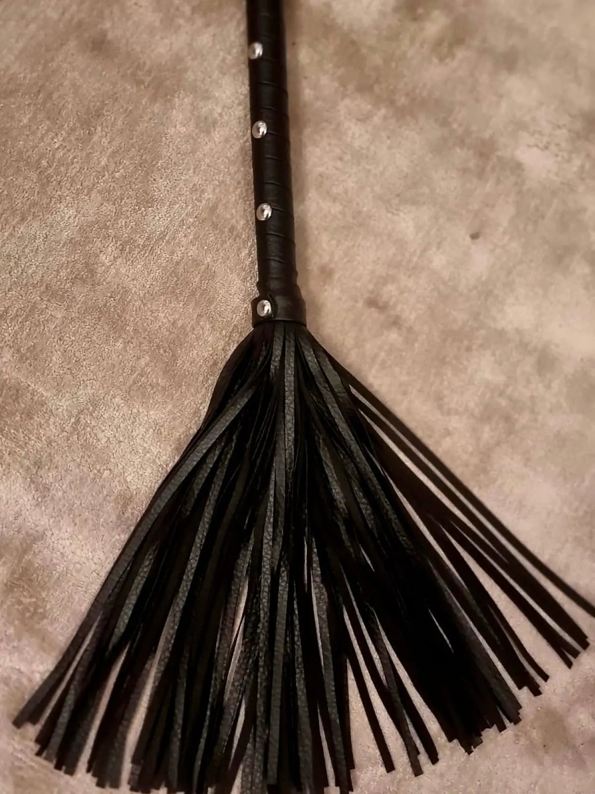 Erika Vikman ruoska | Sidontaa ja muuta kivaa | erotiikanaika