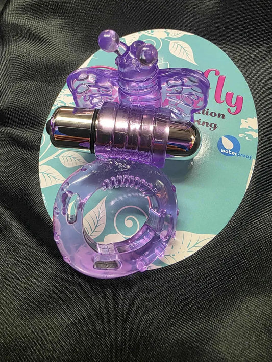 Penisrengas antaa miehelle suurempaa nautintoa koska puristaa verta peniksessä ja aina painautuessaan naisen sisään kaunis ja tehokas perhonen eli vibra osuu klitorikseen. Seksilelun jossa on huomioitu molemmat osapuolet yhtä aikaa!