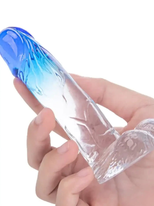 4,5" läpinäkyvä TPR-dildo sinisellä kärjellä on pieni ja elegantti lelu, jossa on läpinäkyvä varsi ja silmiinpistävä sininen kärki. Joustavasta TPR-materiaalista valmistettu dildo tuntuu pehmeältä ja mukavalta, mutta tarjoaa silti riittävän kiinteyden. 11,5 cm pitkä dildo sopii erinomaisesti aloittelijoille ja huomaamattomaan nautintoon.