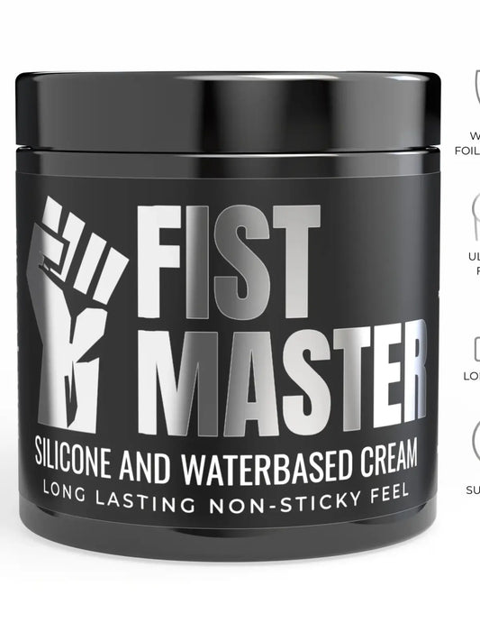 Todella riittoisa uutuus voide joka soveltuu kaikkien lelujen sekä kondomien kanssa käytettäväksi. Hybridi voide takaa upean koostumuksen.
Fist Master on Master-sarjan anaaliliukuvoide, jonka extrapaksu ja erittäin hyvin liukastava koostumus on kehitetty äärimmäisiin ja vaativiin anaaliharjoituksiin. Se vähentää kitkaa ja helpottaa syvää tunkeutumista tarjoten mukavuutta myös pitkäaikaisessa käytössä. Sopii nyrkkinaintiin ja suuriin seksileluihin ja takaa silkinpehmeän tunteen ja jatkuvan liukastuksen.
